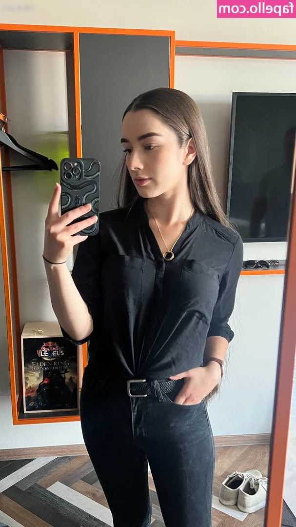 MissMikkaa - I haven’t had a lot of time to make costumes lately, but I finally