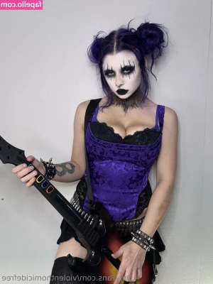 violenthomicidefree - It s orange   all round and maybe a