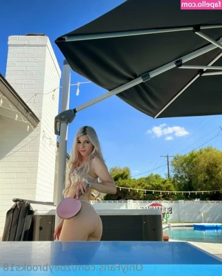 zoeybrooks18 - Nothing like the morning lean! 🥩 zoeybrooks18 - Nothing like the morning lean! 🥩