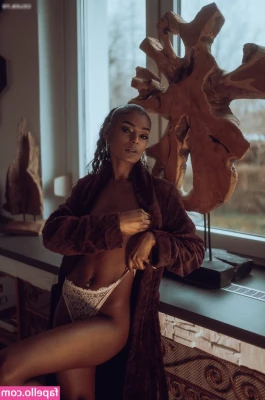 focusonbritiny - There be treasure in that booty