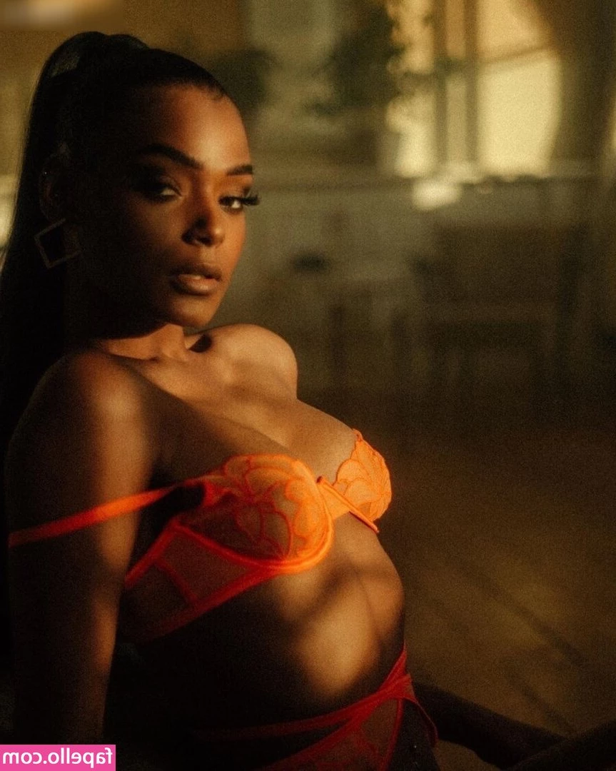 focusonbritiny - snack time