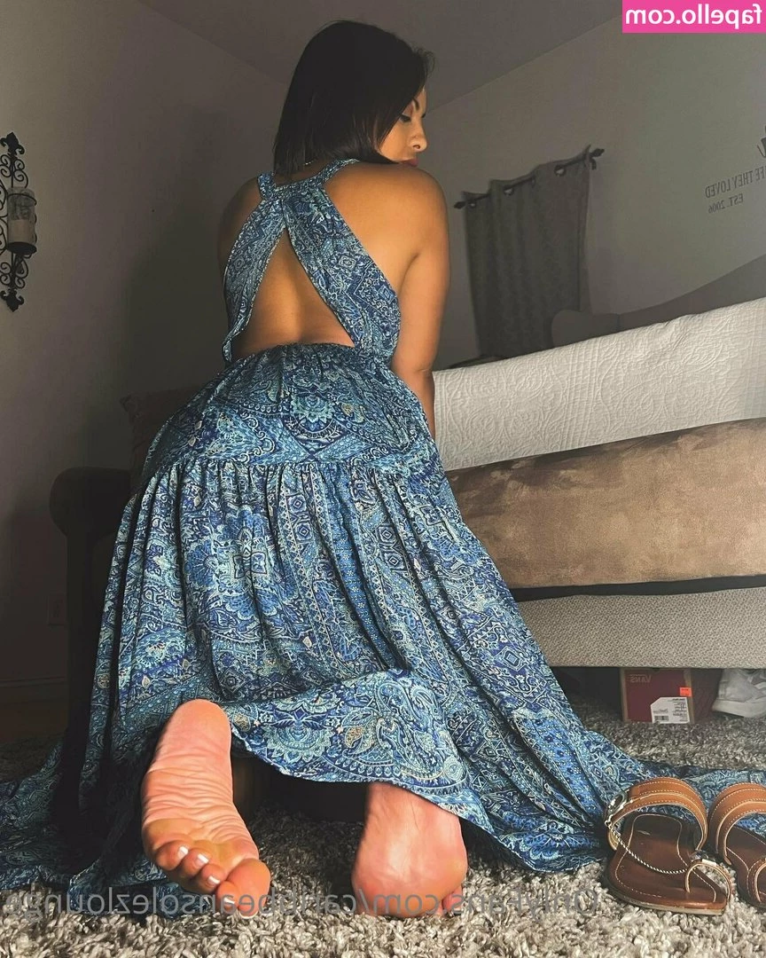 caribbeansolezlounge - New 10min vid! My pussy was squirtin & fartin like a mf huh 😂