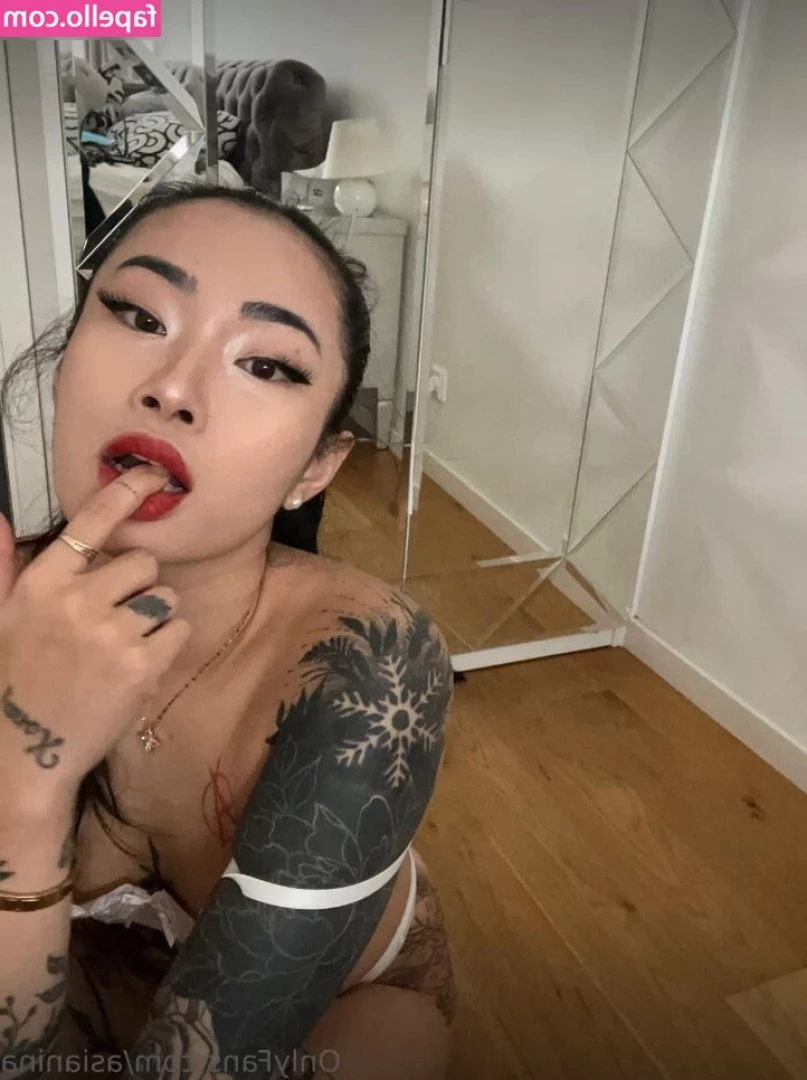 asianiina [ asianiina-1 ] - La domenica  quel fantastico giorno in cui tu puoi solo immaginare di