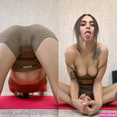 eva_elfiee [ eva-elfiee ] - Just a custom made of me spreading my cheeks and winking for you   I