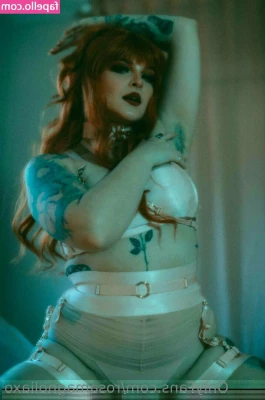 rosamagnoliaxo - Play with me