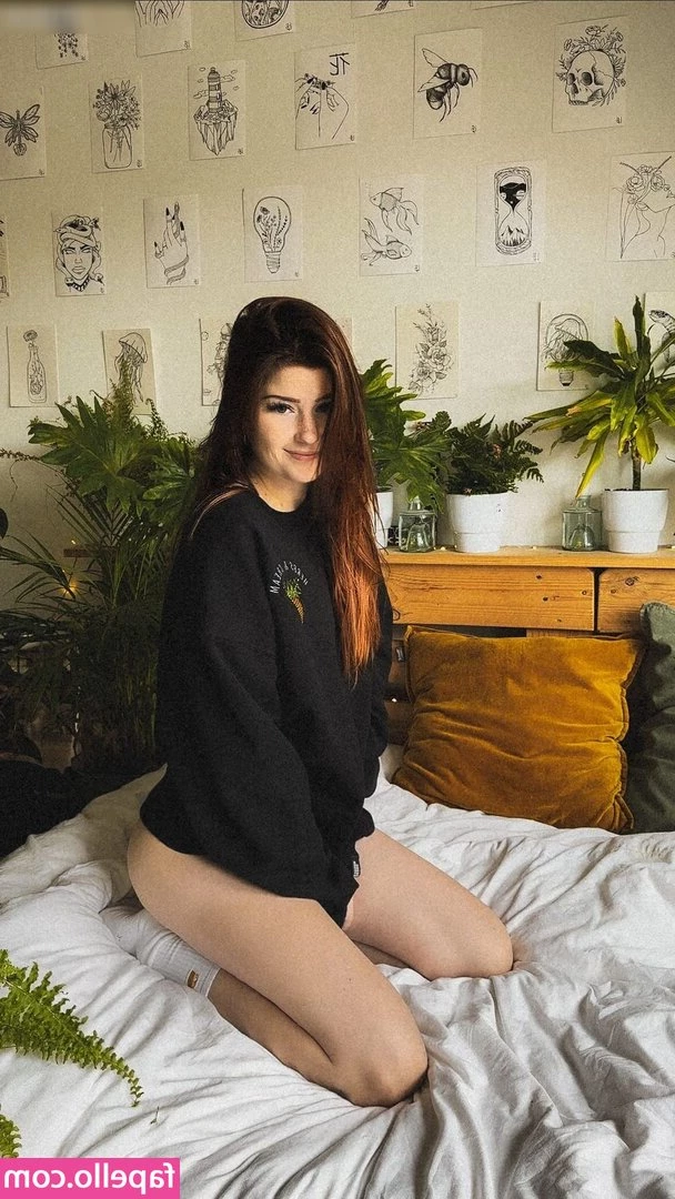 Leonie Busse [ leonie-busse ] - Took this the other day spontaneously and wanted to share <3 My