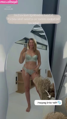 Maren Wolf [ maren-wolf ] - Pretend I m Cinderella and help me with my slipper