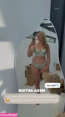 Maren Wolf [ maren-wolf ] - Bronchitis got me down and I could use a pick-me-up  I looooove