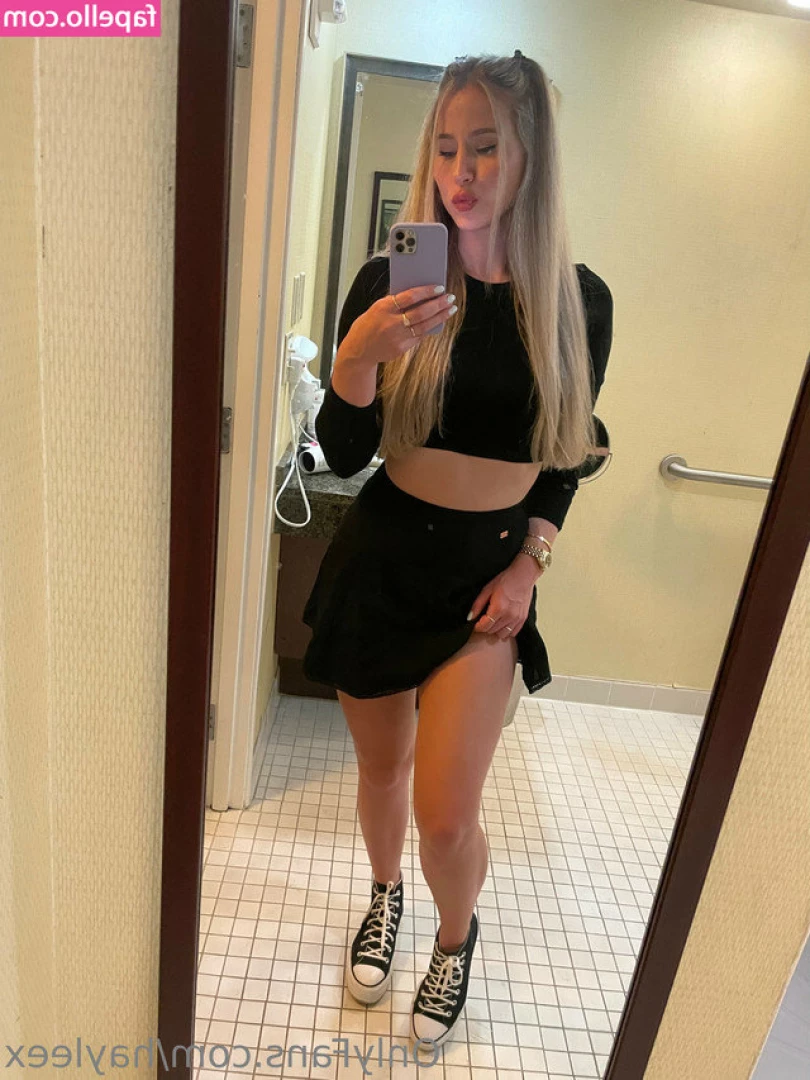 Hayleex - 等到一個春暖花開