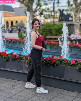 Haselnuuuss - Workout time  I know you losers are dying to lick my sweaty armpits