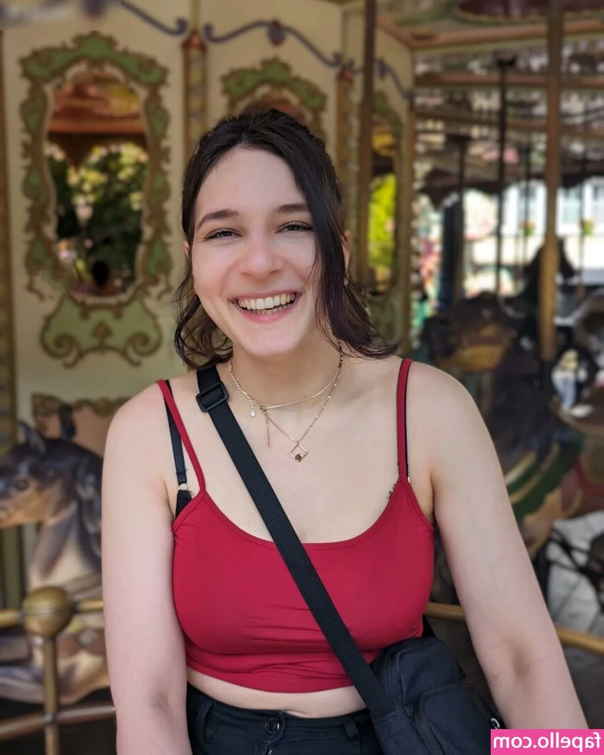 Haselnuuuss - ⭐NEW CONTENT TOMORROW⭐