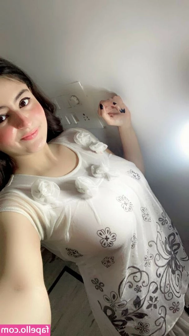 Priya Maggo [ priya-maggo-1 ] - Some more newds for your eyes. This new phone camera is AWESOME.