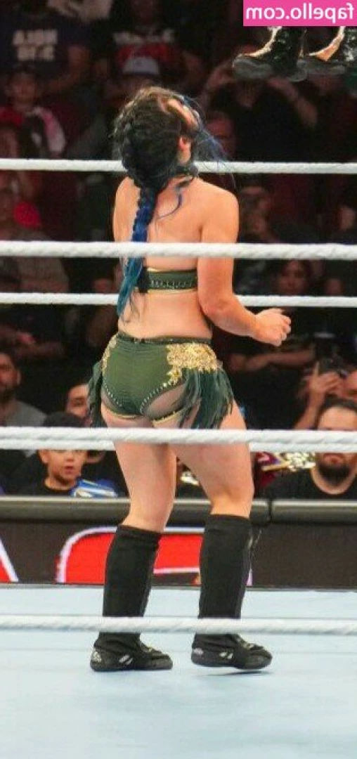 Lyra Valkyria [ lyra-valkyria ] - THE WAIT IS FINALLY OVER  The collab that we all have been waiting