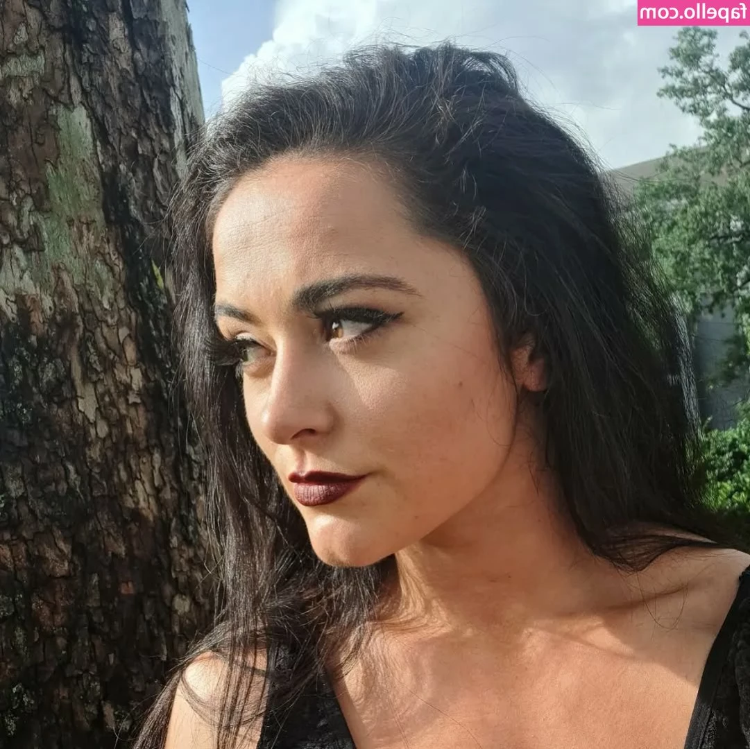 Lyra Valkyria [ lyra-valkyria ] - PACCHETTO COMPLETO VIDEO CON DILDO    Amori mi piace tanto divertirmi