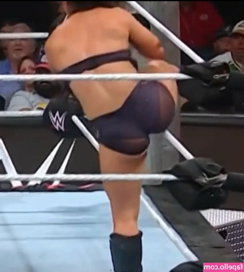 Lyra Valkyria [ lyra-valkyria ] - take a look at that ass