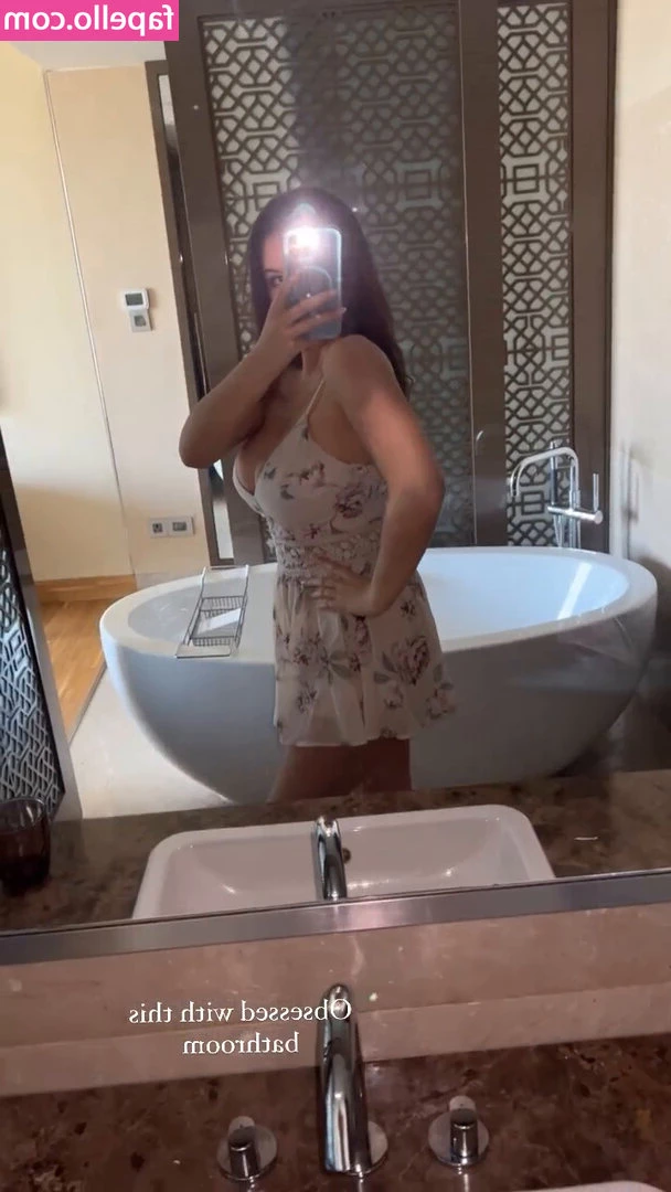Simone Goodall [ simone-goodall ] - I have a special place for you 🤗🍆