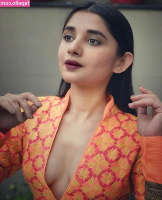 Kanika Mann [ kanika-mann ] - Mermaid hair