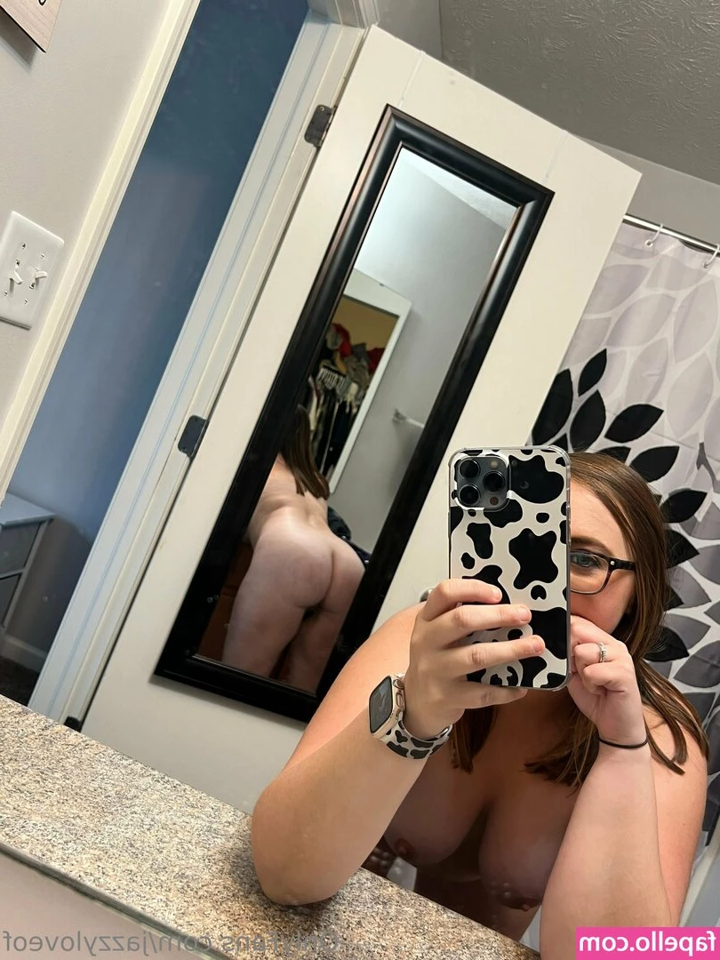 _jasimine [ jasimine ] - Hope everyone is having a fantastic night