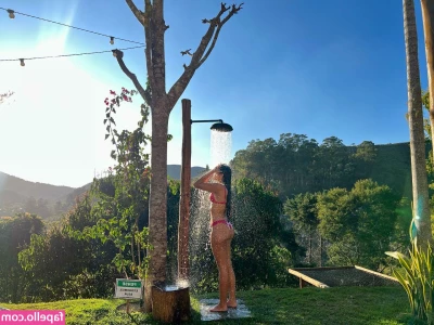 Livia Inhudes [ livia-inhudes ] - If you want my ass just grab it🍑