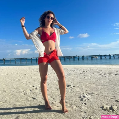 Laure Valée [ laure-valee ] - My favorite hobby is fucking and getting cum all over