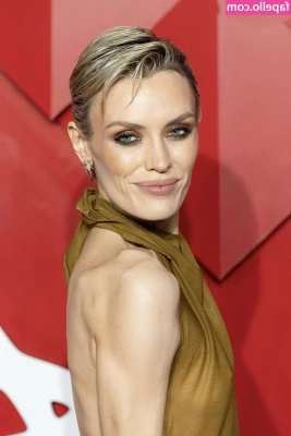 Wallis Day [ wallis-day ] - Posting a new bundle tonight  I can t wait for you to see this pretty