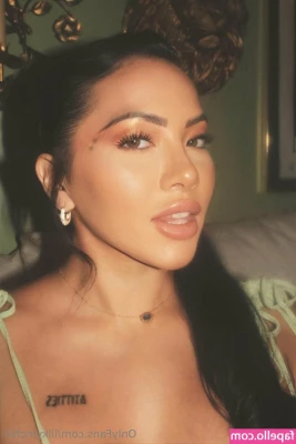 lilkymchiii [ lilkymchiii-2 ] - Just a practice gif but I thought it was cute lol