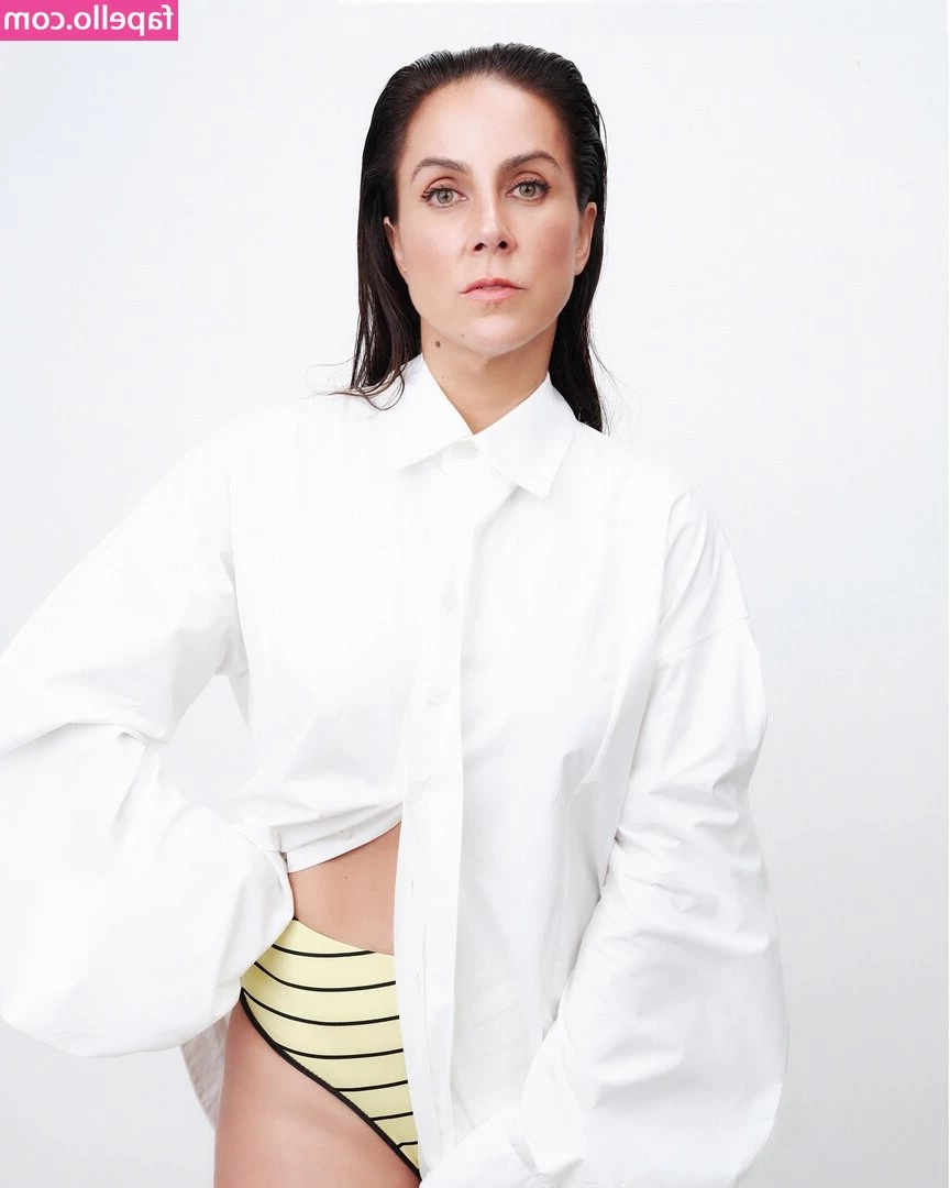 Carol Barcellos [ carol-barcellos ] - Post-Ops... Trans Model TS Bella... @belladanis0087  Huge boobs -