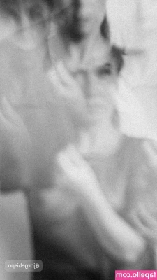 Carol Barcellos [ carol-barcellos ] - Bikini tease