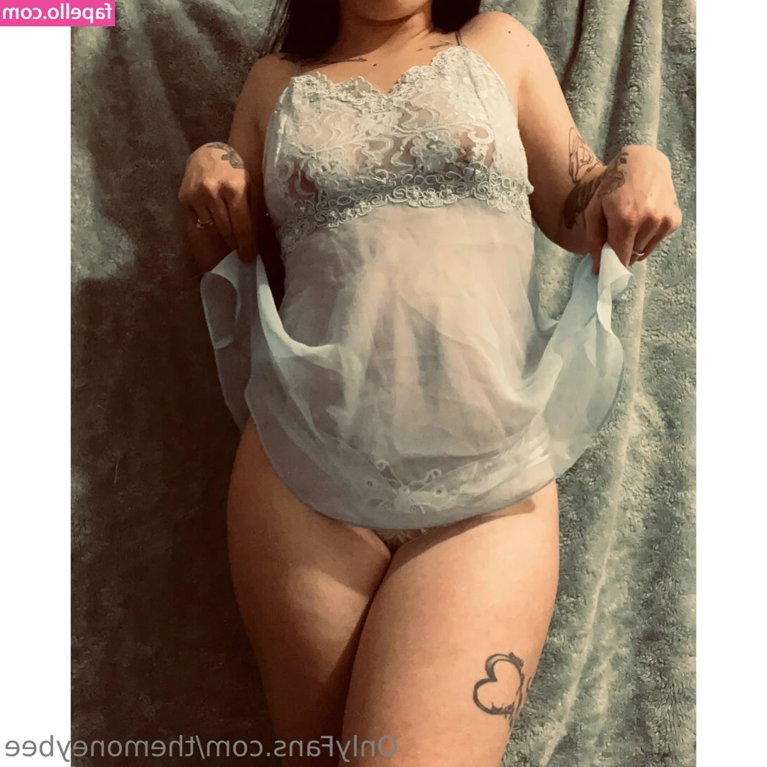 themoneybee - Rumple for breakfast lets go      send me some personal requests my