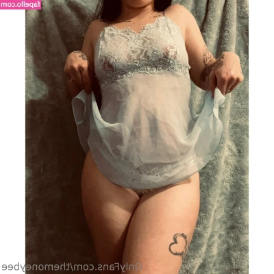 themoneybee - Rumple for breakfast lets go      send me some personal requests my