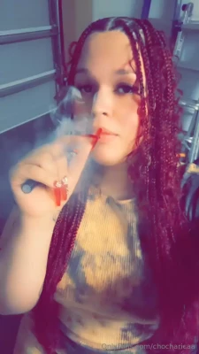 chocharicaa - Happy Wednesday ! Time to get behind this juicy ass and move on with