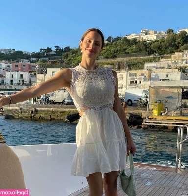 Katharine McPhee [ katharine-mcphee ] - mmm this feel so good