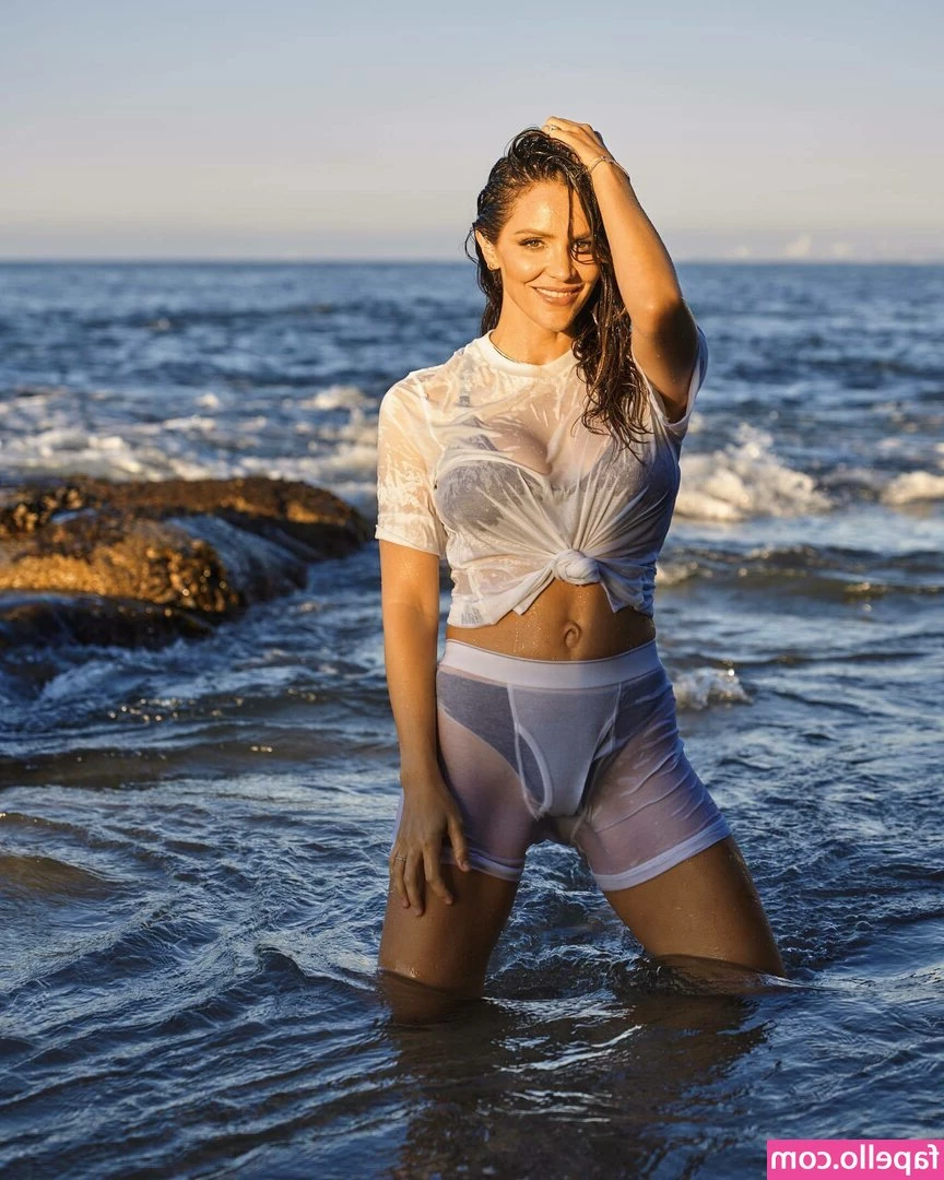 Katharine McPhee [ katharine-mcphee ] - Buenas noches mis bebés