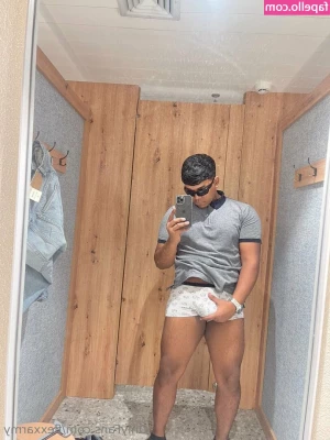 flexxarmy [ flexxarmy-1 ] - Threesome Dropping Today  It s so juicy  couldn t stop rewatching the