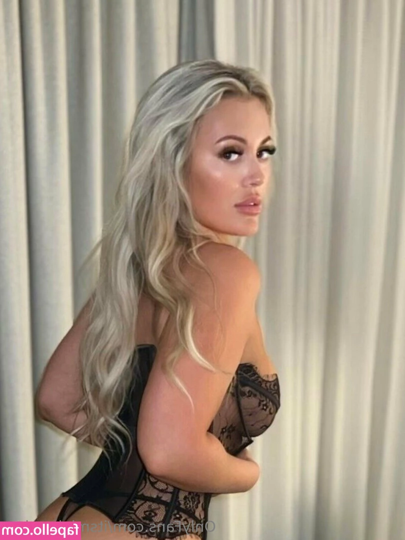 itsmiabrookes - Did you know I take requests