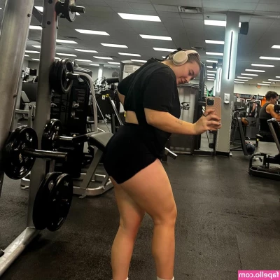 Hailey Bower [ hailey-bower ] - Sorry for the bad audiooo.  Lunch time bathroom break!