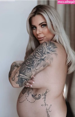 Jenny Frankhauser [ jenny-frankhauser ] - Find it uncensored at onlyfans.com/raileydiesel ðŸ˜‹