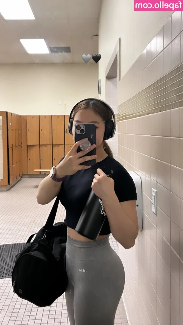 Cloud Crystal ASMR [ cloud-crystal-asmr ] - Playing why daddy s at work