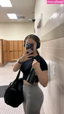 Cloud Crystal ASMR [ cloud-crystal-asmr ] - Playing why daddy s at work