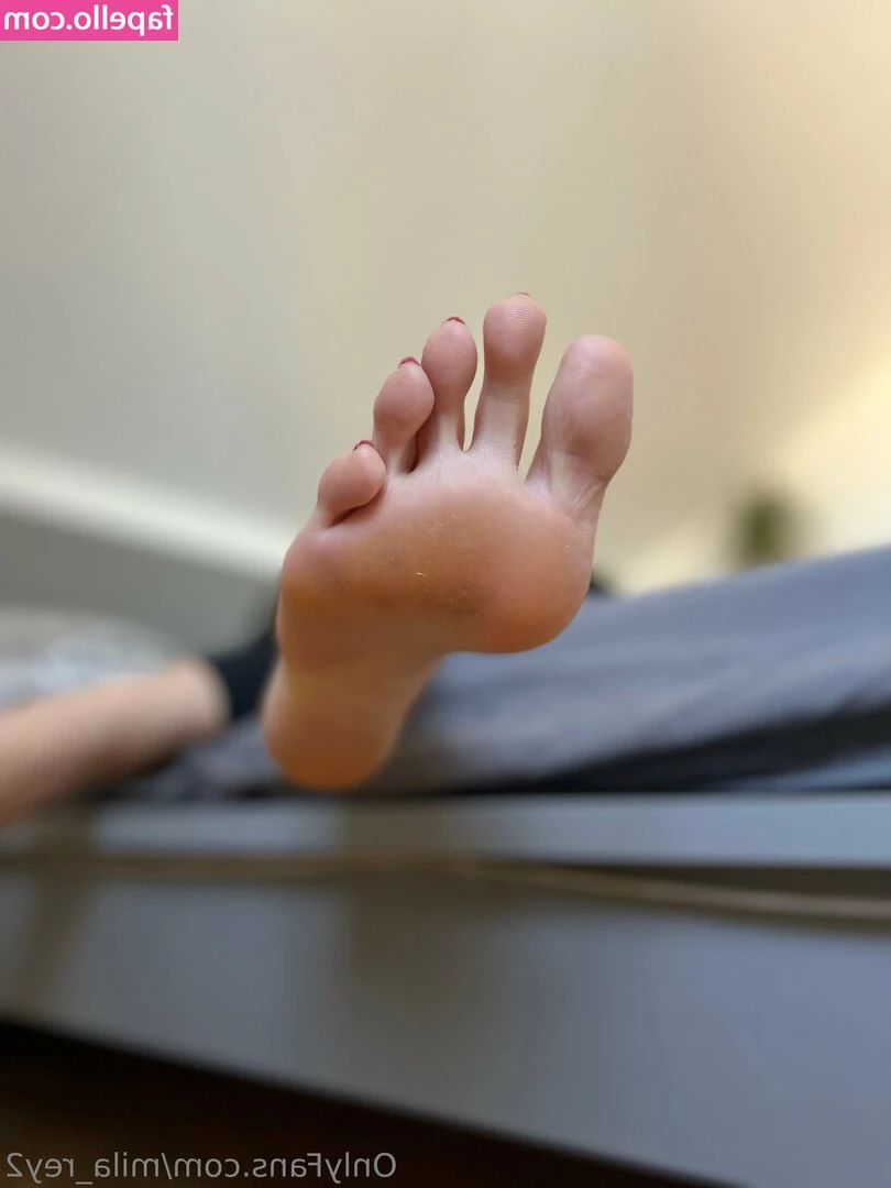 mila_rey2 [ mila-rey2 ] - Is titties Tuesday baby... spoil my juicy titties💸😻