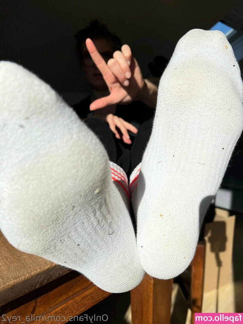 mila_rey2 [ mila-rey2 ] - finally sending nudes on my paid page . and i don’t wanna hear shit