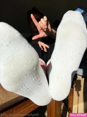 mila_rey2 [ mila-rey2 ] - finally sending nudes on my paid page . and i don’t wanna hear shit