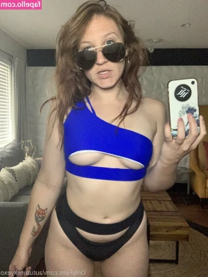 autumnskyexo - Look at my pretty holes  Don t you wish you could worship every inch