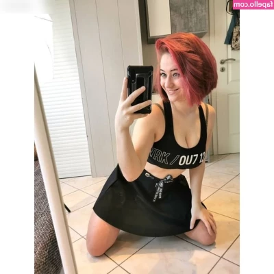 Joana Headbang [ joana-headbang ] - I really love this pink lingerie ❤ I´t makes me feel really