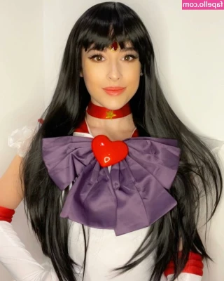 kristanovva - Confessions of the day: I’m not the most organized and I drink my