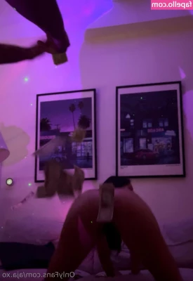 aja.xo [ aja-xo ] - Dancing in the moonlight 🥰