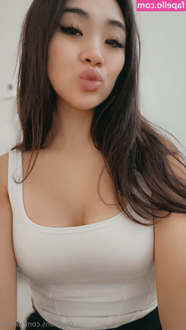 rahice - Watch closely as I cum using my dildo  Ugh I was it was the real