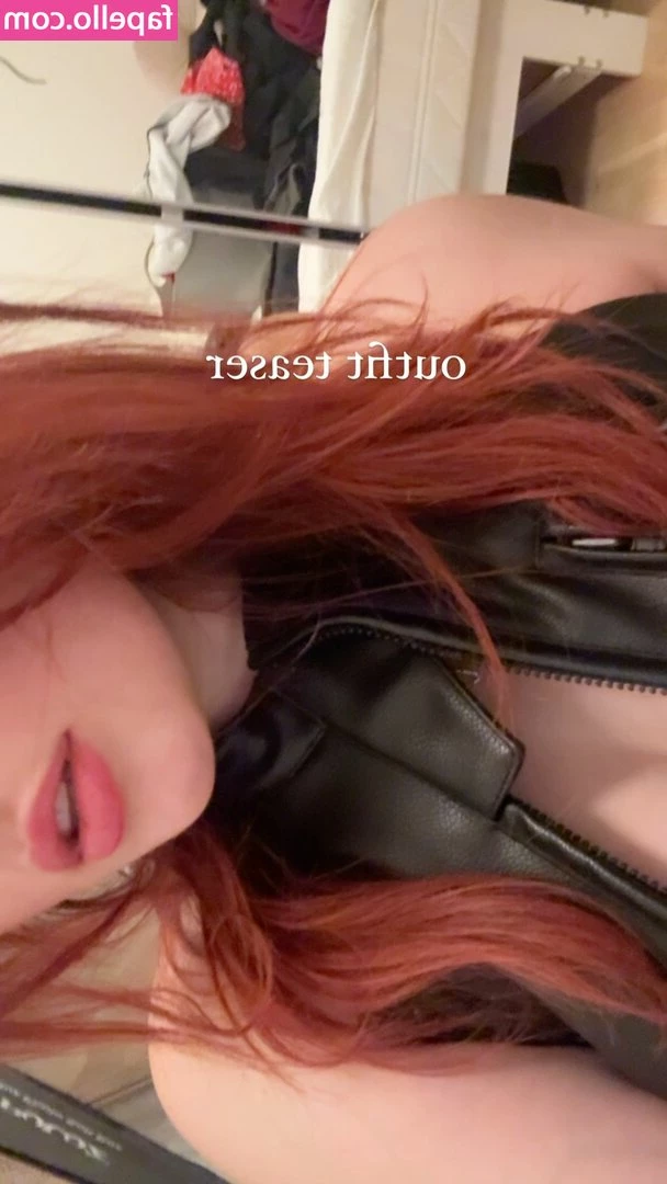 Christina Green [ christina-green-1 ] - You can see up my skirt 😈 or Maybe it’s just super short..