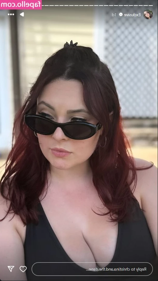 Christina Green [ christina-green-1 ] - Karaoke time