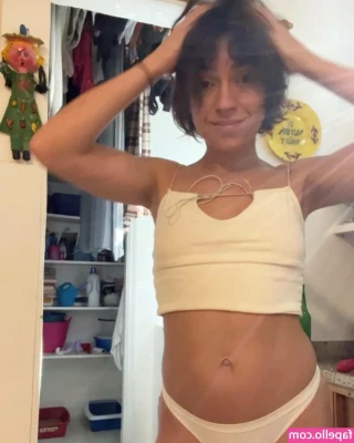 Valentina Bandeira [ valentina-bandeira ] - Thank you to everyone who has joined me on my OnlyFans   I appreciate